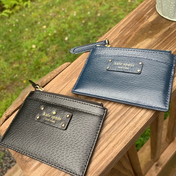 Authentic Kate Spade boarskin leather zip card cs - Picture 3 of 7